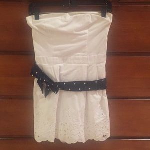 Hollister strapless dress. Medium. White.